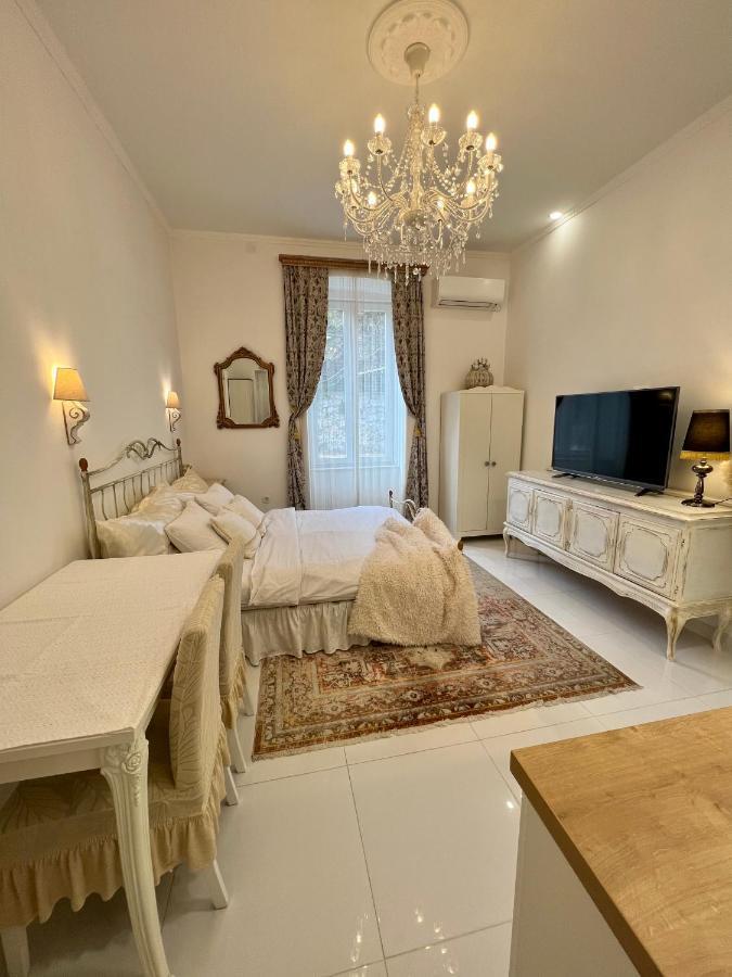 Petite Boudoir * Opatija