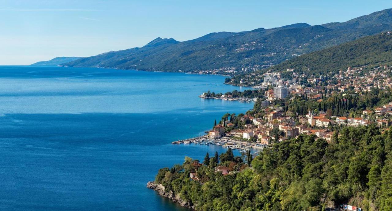 Petite Boudoir * Opatija